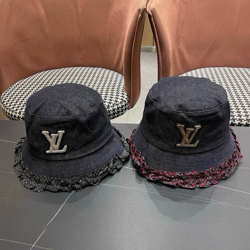 LV Hat 081001